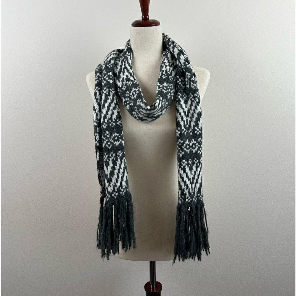 NWOT Aeropostale Women’s Scarf